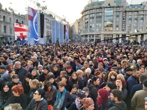 На площади Свободы началась акция Путь Грузии в Европу- ФОТО