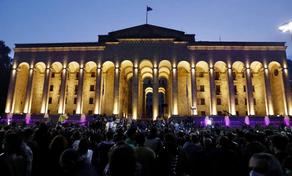 8 оппозиционных партий Грузии готовы войти в парламент
