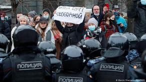 В России задержали более 3 400 протестующих