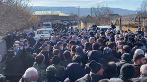 Протестующие пытаются перекрыть центральную трассу Грузии
