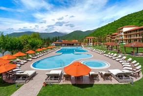Georgian hotels halve prices amid pandemic-hit tourist season
