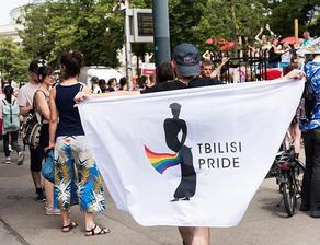 თბილისში ლესბოსელ წყვილს ბავშვის თანდასწრებით თავს დაესხნენ - Tbilisi Pride