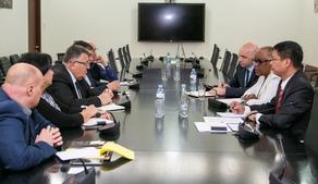 Giorgi Khanishvili met with the representatives of ADB