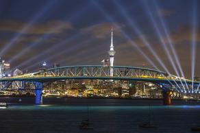 Новая Зеландия встретила 2022 год - ВИДЕО