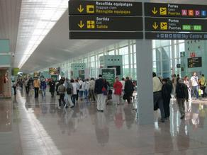 Пассажирам рейса Барселона-Тбилиси возместят расходы