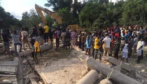 В Гане при обрушении церкви погибли 22 человека