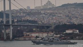 Россия направила в Черное море 15 военных кораблей