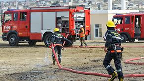 Пожар в торговом центре Садарак в Баку - пострадали 9 человек