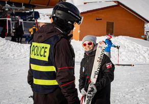 На зимних курортах Грузии заработали лыжные патрули