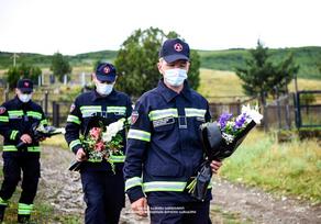 Пожарные-спасатели почтили память погибшего 13 июня коллеги