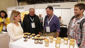ქართული თაფლის წარმატება - კანადის გამოფენაზე პროდუქტმა მაღალი შეფასება დაიმსახურა
