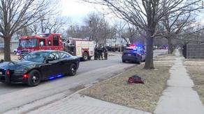 3 officers hurt in an explosion in Wichita, US