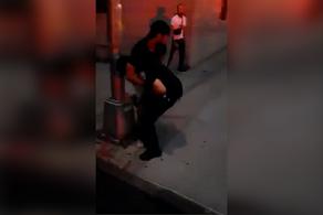 ნიუ-იორკში აქციის მონაწილე პოლიციელის დახრჩობას შეეცადა - VIDEO