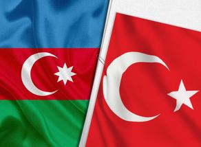 Azerbaijani, Turkish foreign ministers hold telephone call
