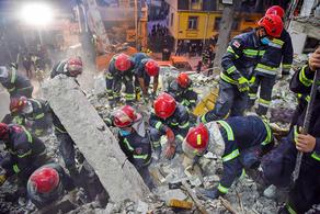 В Батуми из-под завалов извлекли тела еще двух погибших