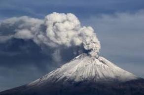 Самый активный вулкан Мексики Попокатепетль проснулся
