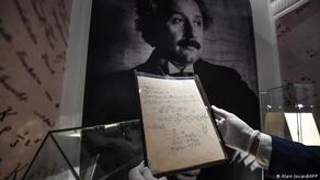 Einstein's manuscript sold for 11.6 million euros