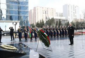 Ильхам Алиев почтил память жертв Ходжалинской трагедии