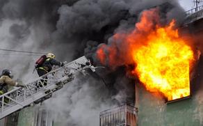 11 firemen wounded in LA fire