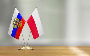 Россия вышлет трех польских дипломатов