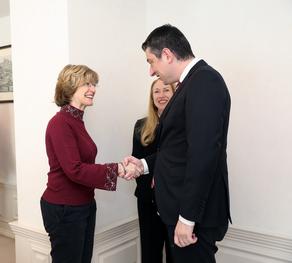Что Бонни Глик написала о встрече с премьер-министром Грузии