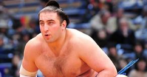 Another victory of Tochinoshin