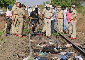 16 workers die in train collision in India