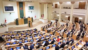 Парламент принял во втором чтении законопроект Об амнистии