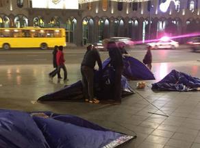 Мэрия Тбилиси: Палатки отвезены на склад, владельцы могут забрать их в любой момент