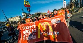 В Лондоне сотрудники McDonald’s устроили забастовку с требованием повышения зарплаты