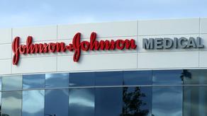 კომპანია Johnson & Johnson 8 მილიარდ დოლარს მამაკაცს გადაუხდის, რომელსაც მკერდი გაეზარდა