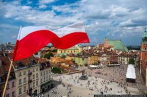 Польша выдворила трех российских дипломатов