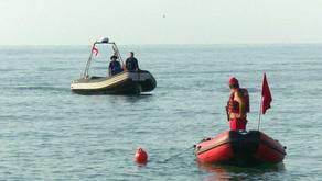 В Кобулети спасатели ищут в море мужчину