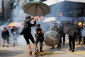 The mask protest in Hong Kong continues