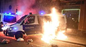 Barcelona protests over jailed rapper turn violent, streets set on fire  - VIDEO