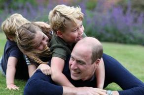 38th birthday of British Prince and his family photos